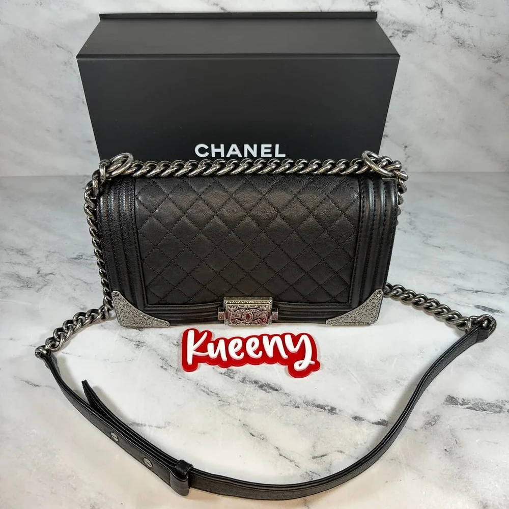 ❌❌ Chanel Boy Bag Metal Old Medium Classic Quilted Black Flap CC Leboy Calfskin - Picture 3 of 16